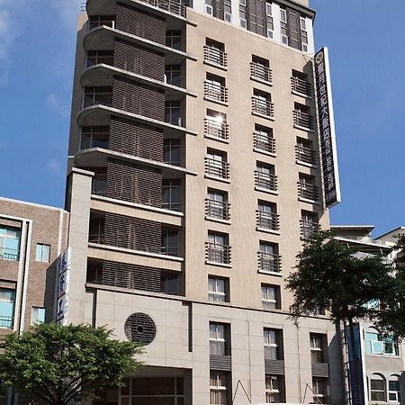 Century Hotel Taoyuan Exterior photo